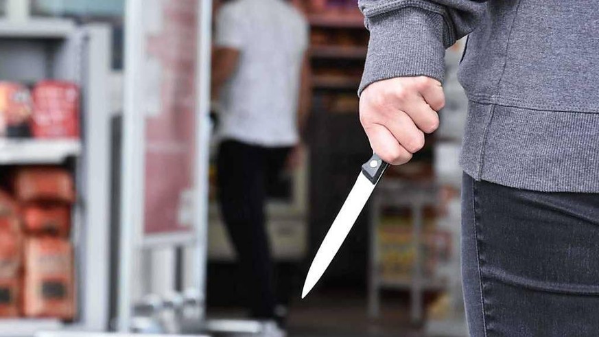 22-Jähriger muss wegen Messer-Angriff auf Kollegen 7 Jahre ins Gefängnis - Vimarsana News