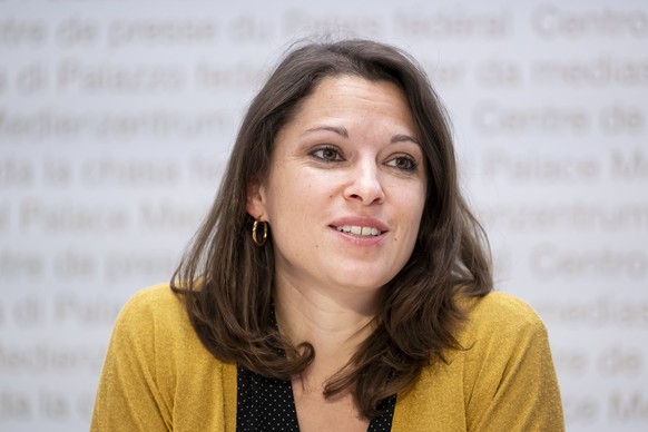 Mattea Meyer, Co-Praesidentin SP Schweiz, Nationalraetin SP/ZH spricht waehrend einer Medienkonferenz des Referendumskomitees gegen den &quot;masslosen Autobahn-Ausbau&quot; im Hinblick auf Abstimmung ...