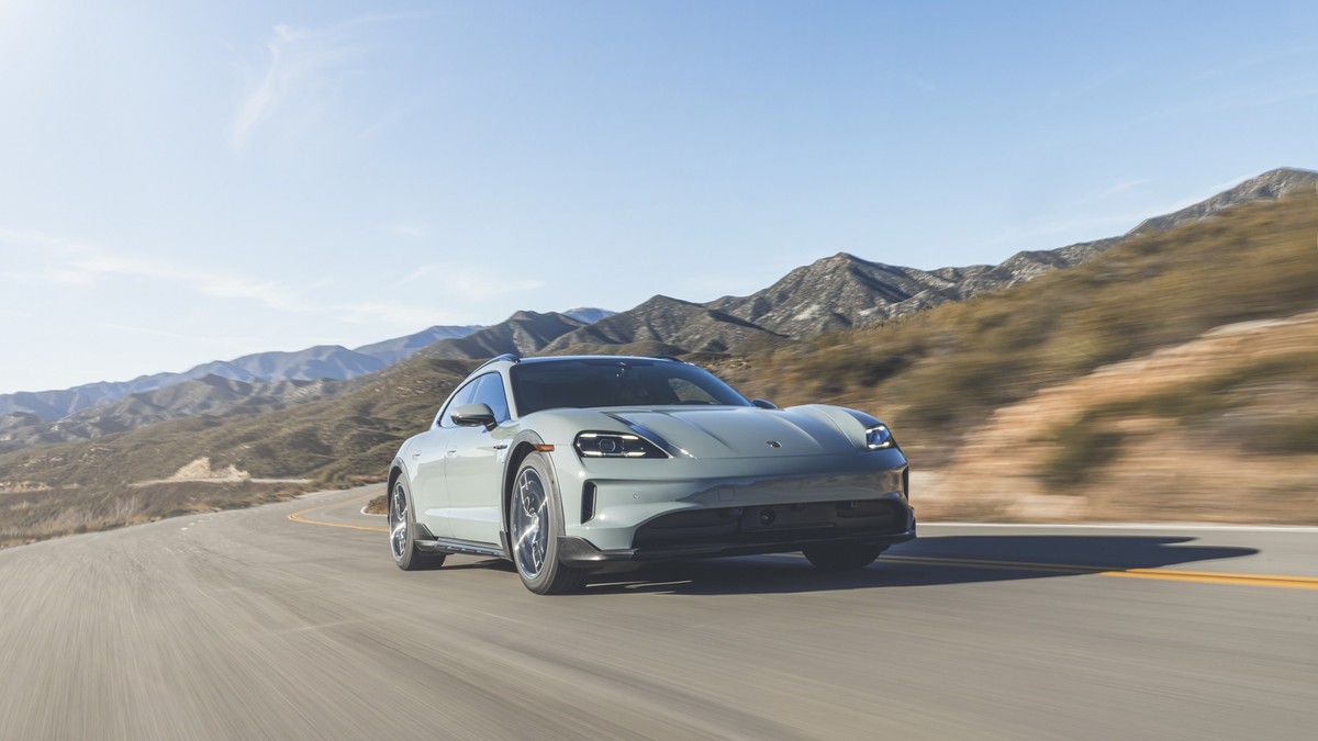 Porsche Taycan 4S Cross Turismo