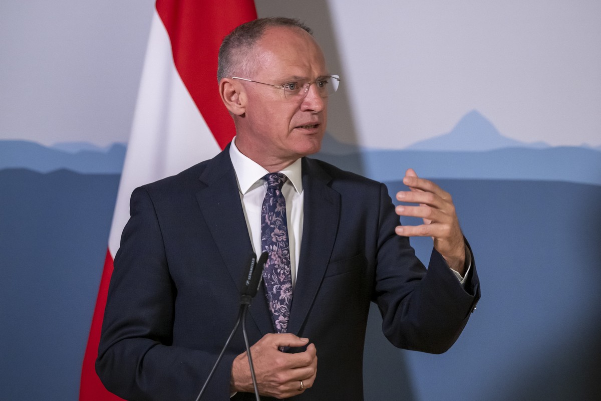 Gerhard Karner (Bundesminister fuer Inneres der Republik Oesterreich) an einer Medienkonferenz in Basel, am Montag, 22. April 2024. Die Schweiz war dieses Jahr Gastgeberin des Arbeitstreffens der Inne ...