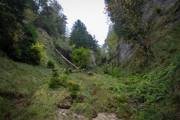 Durch diesen Canyon an der Unghürflueh musste der Bauer angeblich sein Fohlen hinaufschleppen.