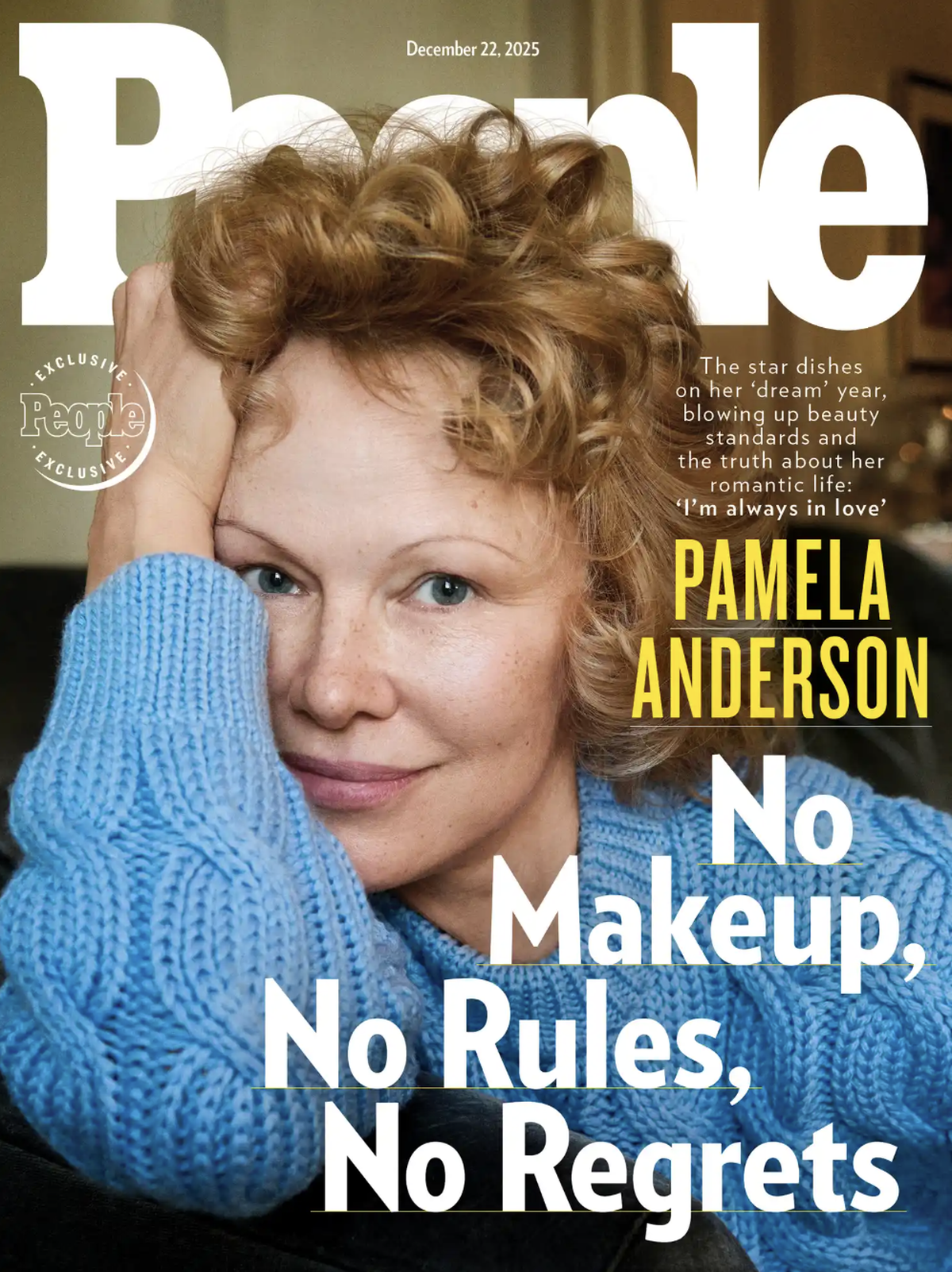 Pamela Anderson en couverture du magazine People de décembre 2026.