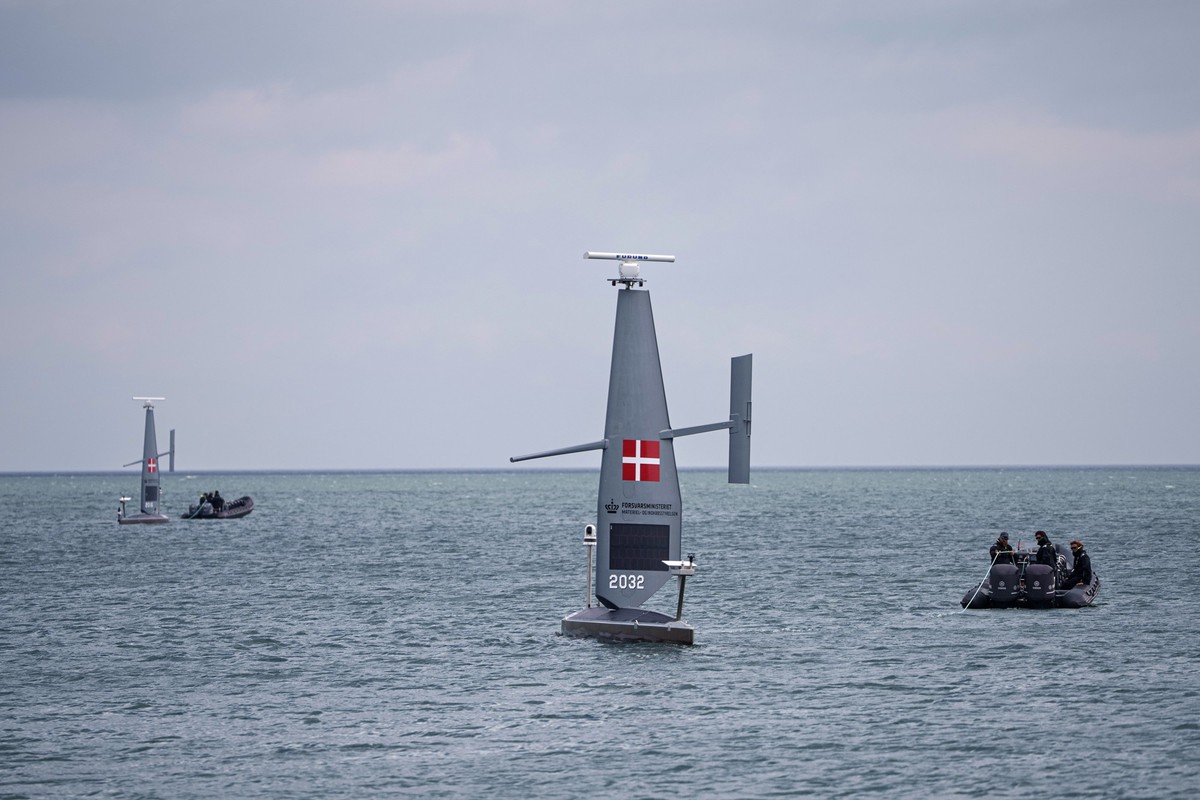 epa12179072 Two Saildrones are showcased at the seaport of Koege, near Copenhagen, Denmark, 16 June 2025. Two unmanned surface vessels of the Saildrone Voyager type were showcased in the water. The dr ...