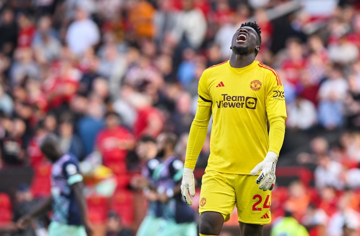 EDITORIAL USE ONLY No use with unauthorised audio, video, data, fixture lists, club/league logos or live services. Online in-match use limited to 120 images, no video emulation. No use in betting, gam ...