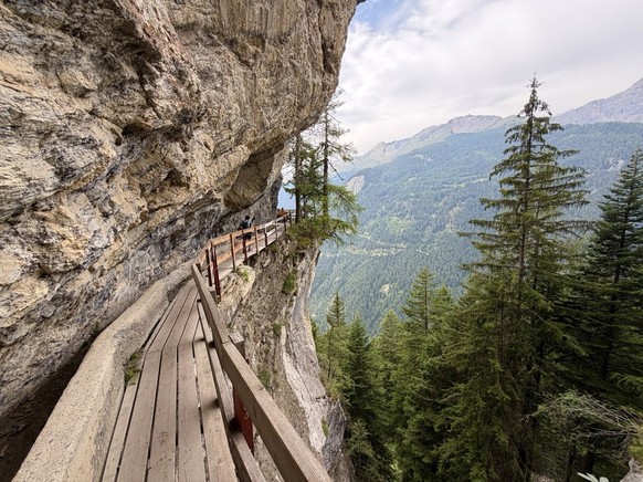Bisse du Ro Suonenwandern Suonen Bisse Rauszeit Wandern Schweiz Suonenwanderung
