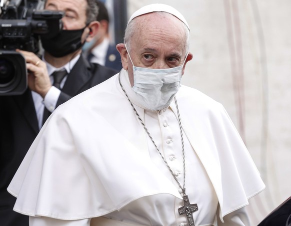 epa09198690 Pope Francis arrives at the auditorium of the Conciliation for the General States of Birth in Rome, Italy, 14 May 2021. Leaders of Italy&#039;s public and private sectors meet to discuss t ...