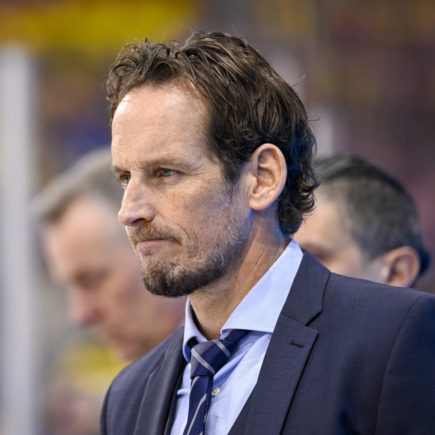 KARLSTAD, SWEDEN 20240210 Schweiz head coach Patrick Fischer during Saturday s Ice hockey, Eishockey match in the Beijer Hockey Games Euro Hockey Tour between Sweden and Switzerland in Löfbergs Arena. ...