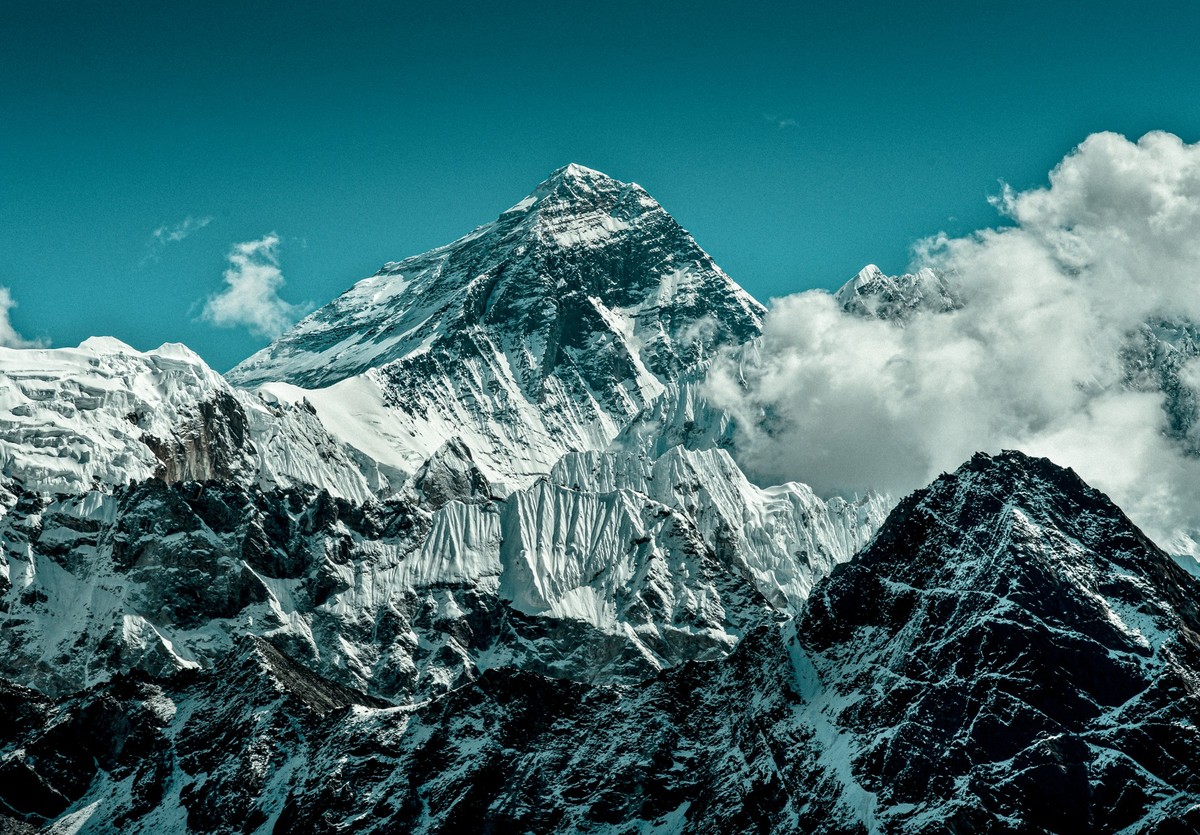 Everest Mountain Peak - the top of the world (8848 m)