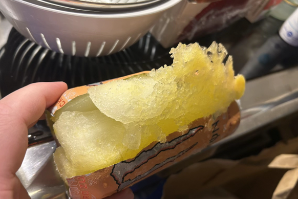 Auch im zu kalten Kühlschrank, kann es bereits zu Kälte-Explosionen kommen.