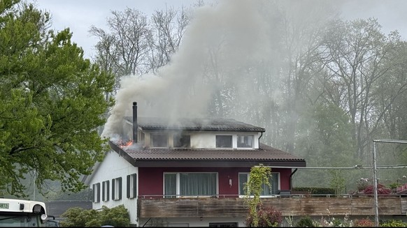 Brand in Bottmingen BL, 18.04.2025.