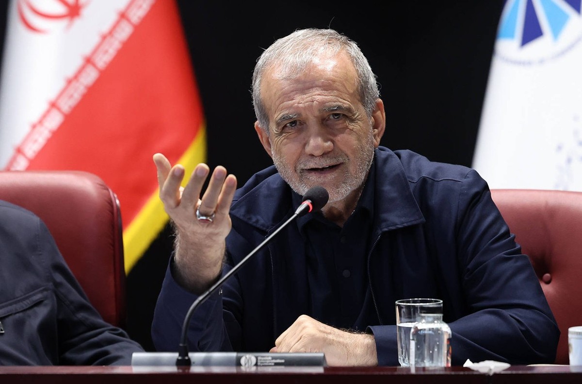 Iranian President Masoud Pezeshkian TEHRAN, IRAN - MAY 27: ----EDITORIAL USE ONLY MANDATORY CREDIT - IRANIAN PRESIDENCY / HANDOUT - NO MARKETING NO ADVERTISING CAMPAIGNS - DISTRIBUTED AS A SERVICE TO  ...