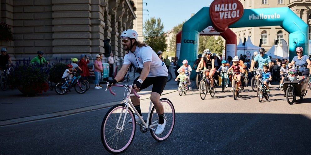 «Hallo Velo» findet dieses Jahr in der Stadt Bern zum sechsten Mal statt. (Bild: Austragung 2022)