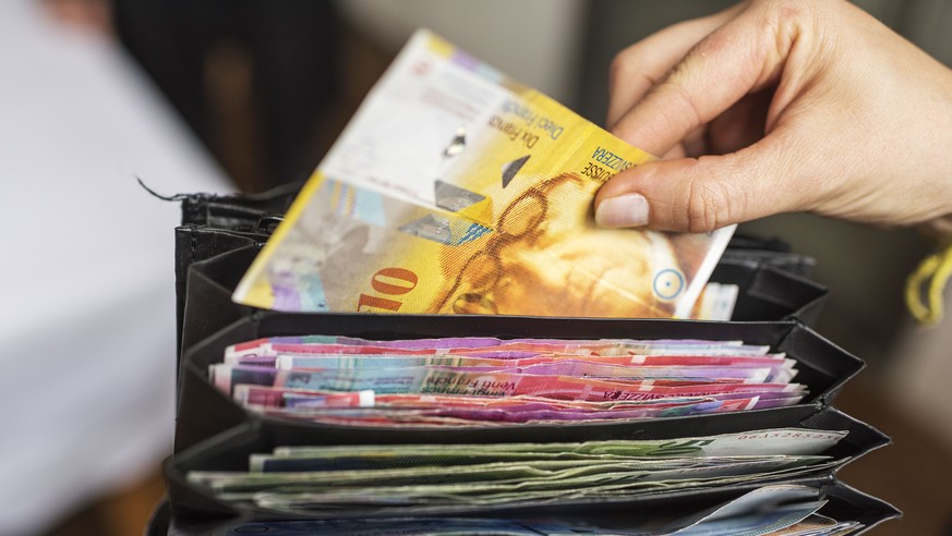 Jahrelang Geld in die zweite Säule eingezahlt, aber nie abgehoben: In der Schweiz warten fast 3 Milliarden Franken vergessene Pensionskassengelder auf ihre Besitzer. (Symbolbild)