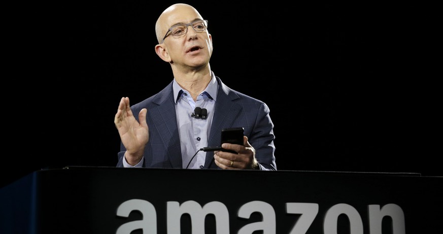 Jeff Bezos. Ein Elektrotechniker und Informatiker überfuhr den Buchhandel.