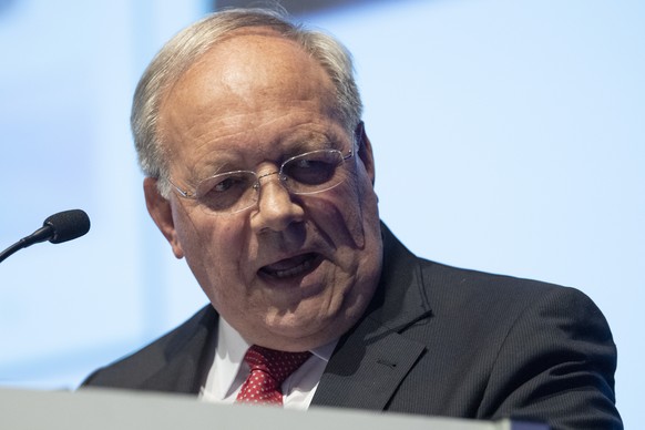 Alt-Bundesrat Johann Schneider-Ammann spricht an der Delegiertenversammlung der FDP die Liberalen des Kantons Bern, am Mittwoch, 23. Januar 2019, in Biel. (KEYSTONE/Peter Schneider)