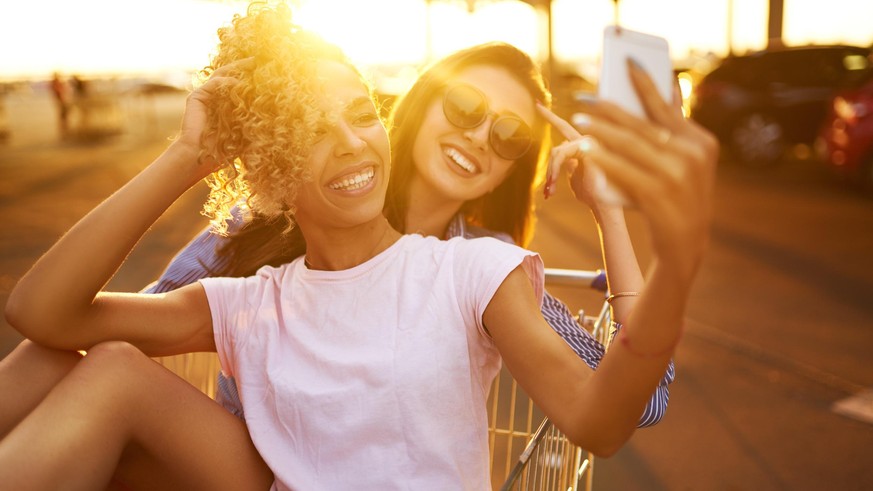 Selfie-Frauen