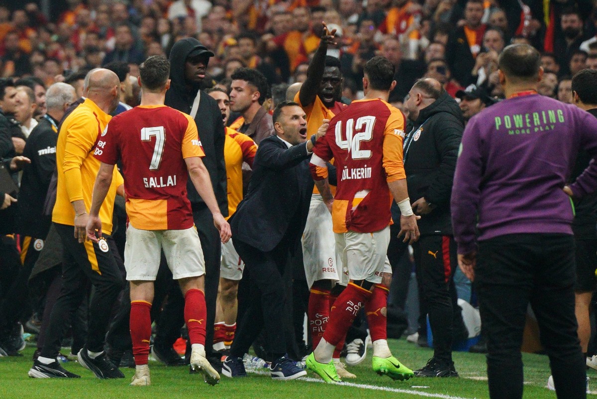 October 27, 2026, Sariyer, Istanbul, Turkey: Okan Buruk, head coach of Galatasaray, reacts after the Turkish Super League 2026/27 match between Galatasaray vs Fenerbahce at Ali Sami Yen Spor Kompleksi ...