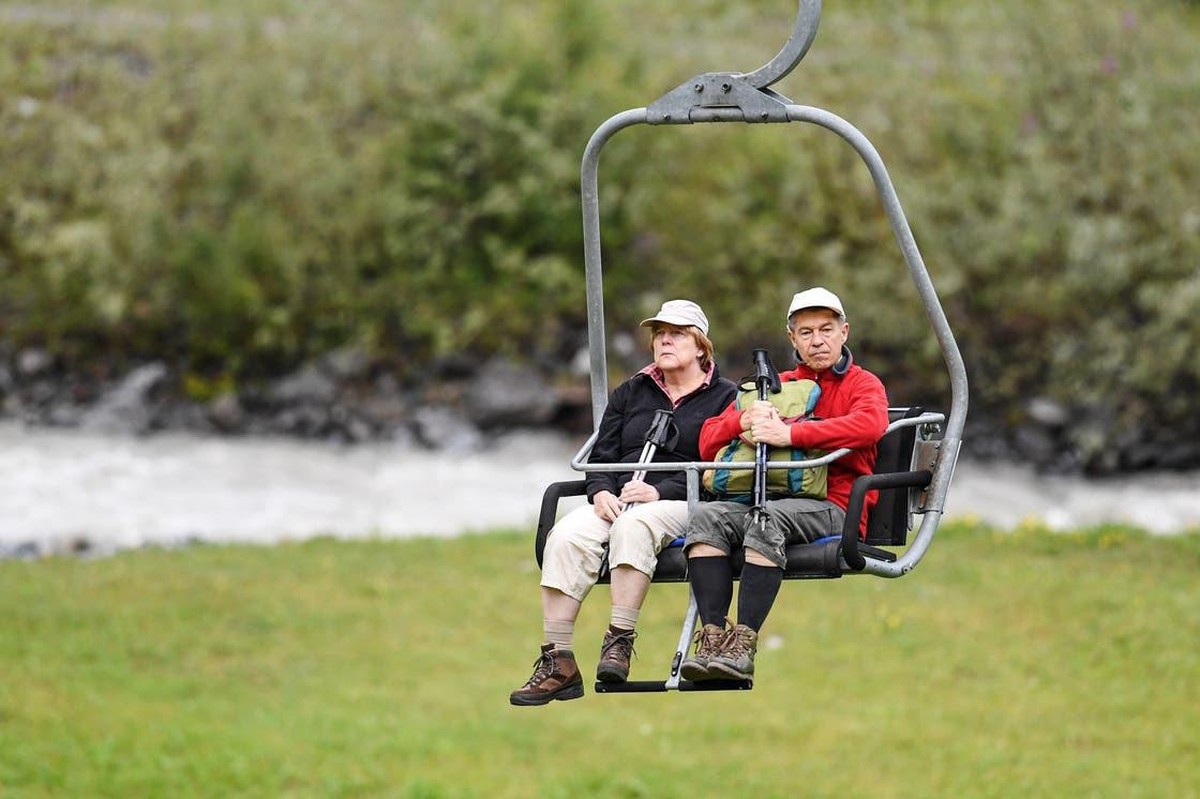 Mit Ehemann Joachim Sauer in den Ferien in Tirol – ganz bescheiden, wie jedes Jahr.