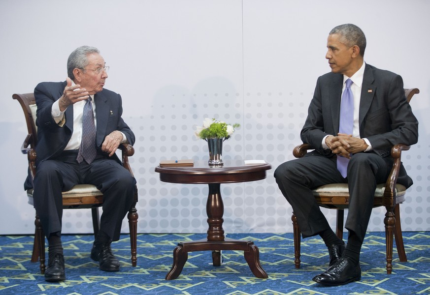 Historisch:&nbsp;Raúl Castro und Barack Obama, die miteinander reden. Kuba und die USA nähern sich an.