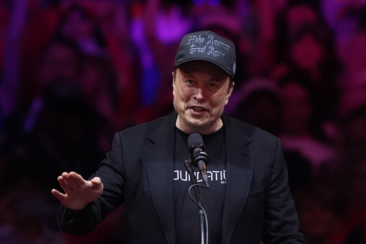 FILE - Elon Musk speaks before Republican presidential nominee former President Donald Trump at a campaign rally at Madison Square Garden, Sunday, Oct. 27, 2024, in New York. (AP Photo/Evan Vucci, Fil ...