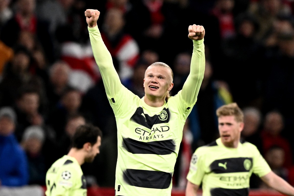 epa10580915 Erling Haaland of Manchester City celebrates after scoring the 0-1 during the UEFA Champions League quarter final, 2nd leg match between Bayern Munich and Manchester City in Munich, German ...