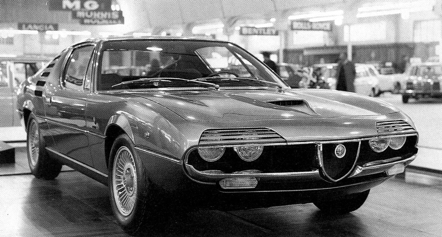 alfa romeo montreal 1970 geneve geneva genf 1970 auto sportwagen bertone http://motorhistoria.com/alfa-romeo-montreal