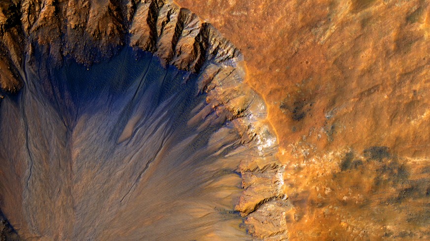 Der Crips-Krater, aufgenommen von einer Sonde der NASA am 3. Juni 2015.