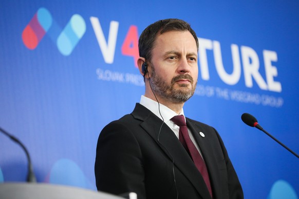 epa10325135 Slovakian Prime Minister Eduard Heger during a press conference after the Visegrad Group (V4) summit in Kosice, Slovakia, 24 November 2022. EPA/Leszek Szymanski POLAND OUT