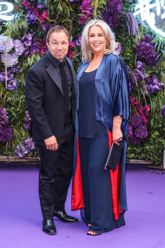 The Mike Gala: Stormzy s 30th Birthday Stephen Graham and Hannah Walters seen attending The Mike Gala: Stormzy s 30th Birthday at The Biltmore Mayfair in London, Credit:Avalon UK, London PUBLICATIONxN ...