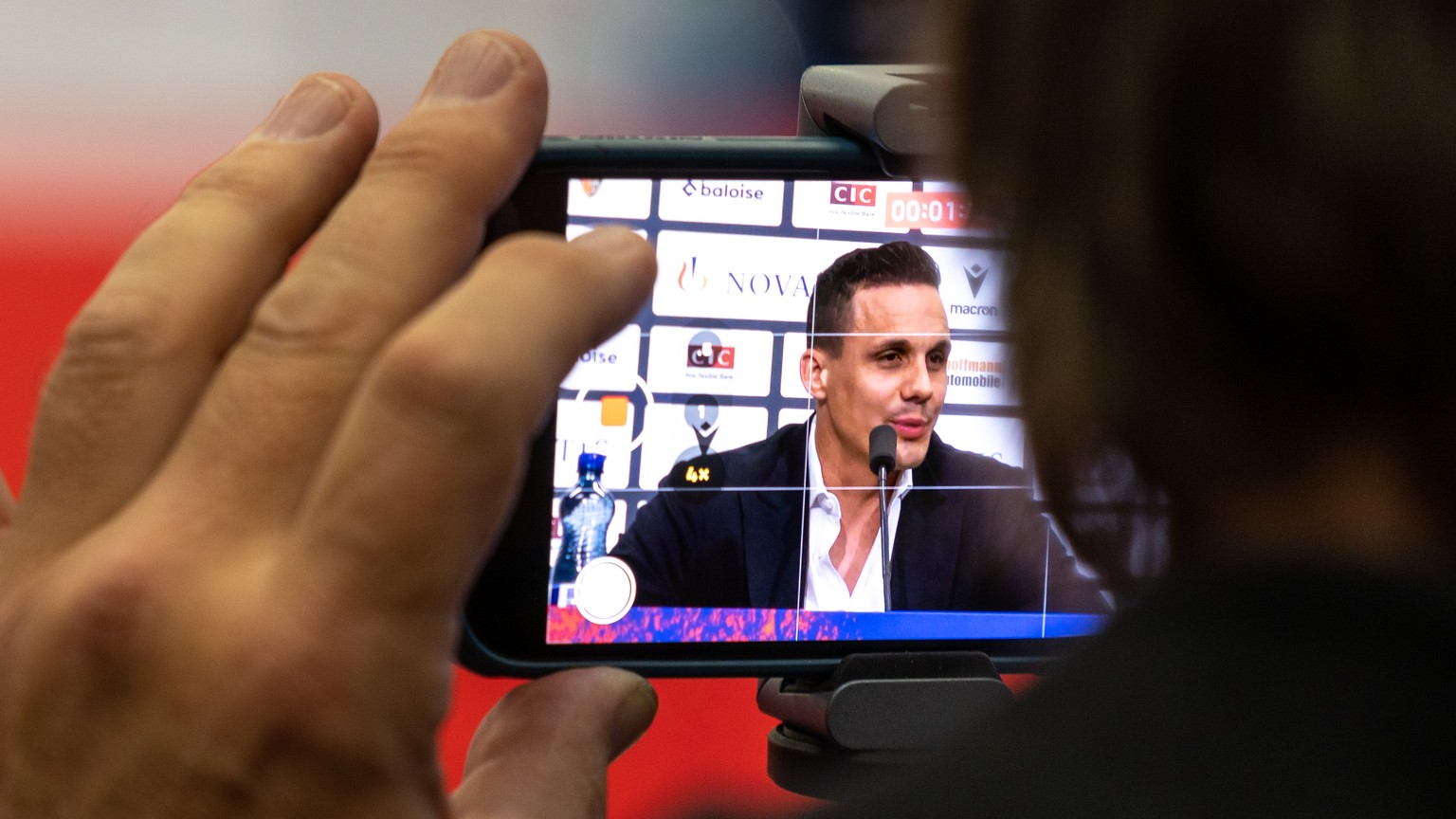 FC Basel Praesident David Degen an der Jahresabschlusspressekonferenz des Fussballclubs FC Basel am Mittwoch, 14. Dezember 2022 im Medienzentrum des St. Jakobpark Stadions in Basel. (KEYSTONE/Patrick  ...