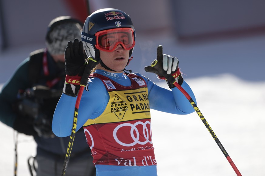 Italy&#039;s Sofia Goggia arrives at the finish area during an alpine ski, women&#039;s World Cup downhill race, in Val D&#039;Isere, France, Saturday, Dec. 18, 2021. (AP Photo/Giovanni Maria Pizzato)