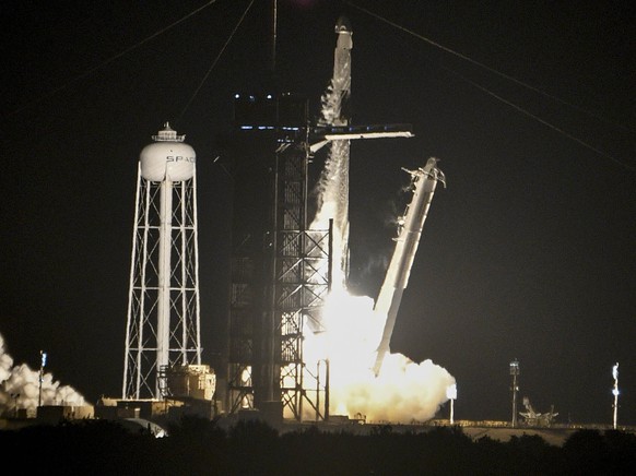 A SpaceX Falcon 9 rocket lifts off from Kennedy Space Center, Wednesday, Sept. 15, 2021, at Cape Canaveral, Fla., with all private citizens aboard. (Craig Bailey/Florida Today via AP)
Space X Inspirat ...