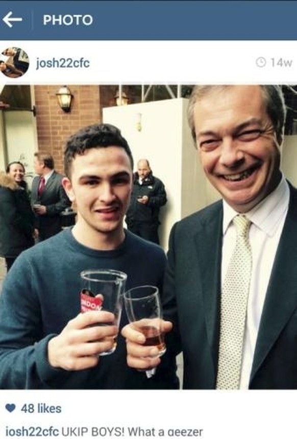 Chelsea-Fan Josh Parsons mit UKIP-Chef Nigel Farrage.