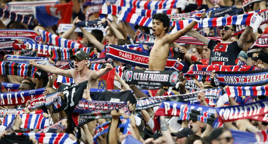 Paris Saint-Germain&#039;s fans react during the French Cup 2017 Final soccer match, between Paris Saint-Germain (PSG) and Angers at Stade de France in Saint Denis, north of Paris, France, Saturday, M ...