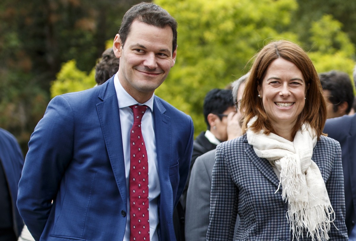 De gauche a droite, le conseiller d'Etat genevois, Pierre Maudet, la presidente du PLR, Les Liberaux-Radicaux Suisse, Petra Goessi, la conseillere nationale vaudoise, Isabelle Moret et le conseil ...