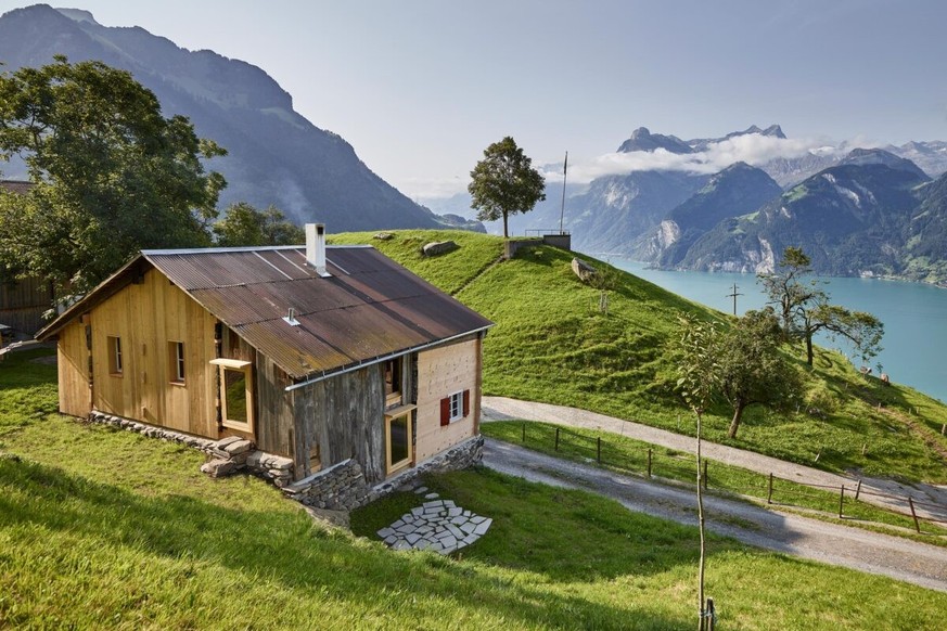 Rauszeit Stiftung Ferien im Baudenkmal aussergewöhnliche Unterkunft Schweiz Spezielle Hotels Haus Tannen Morschach