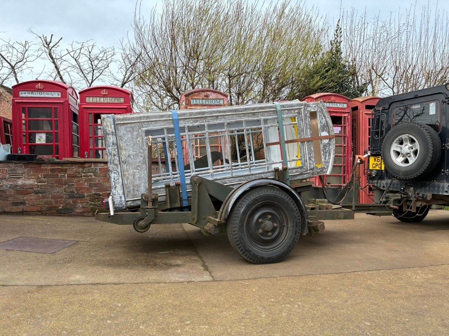 The original "Kiosk Carrier" - installation trailer for K6 Telephone booths.
https://www.redtelephonebox.com/home_1/