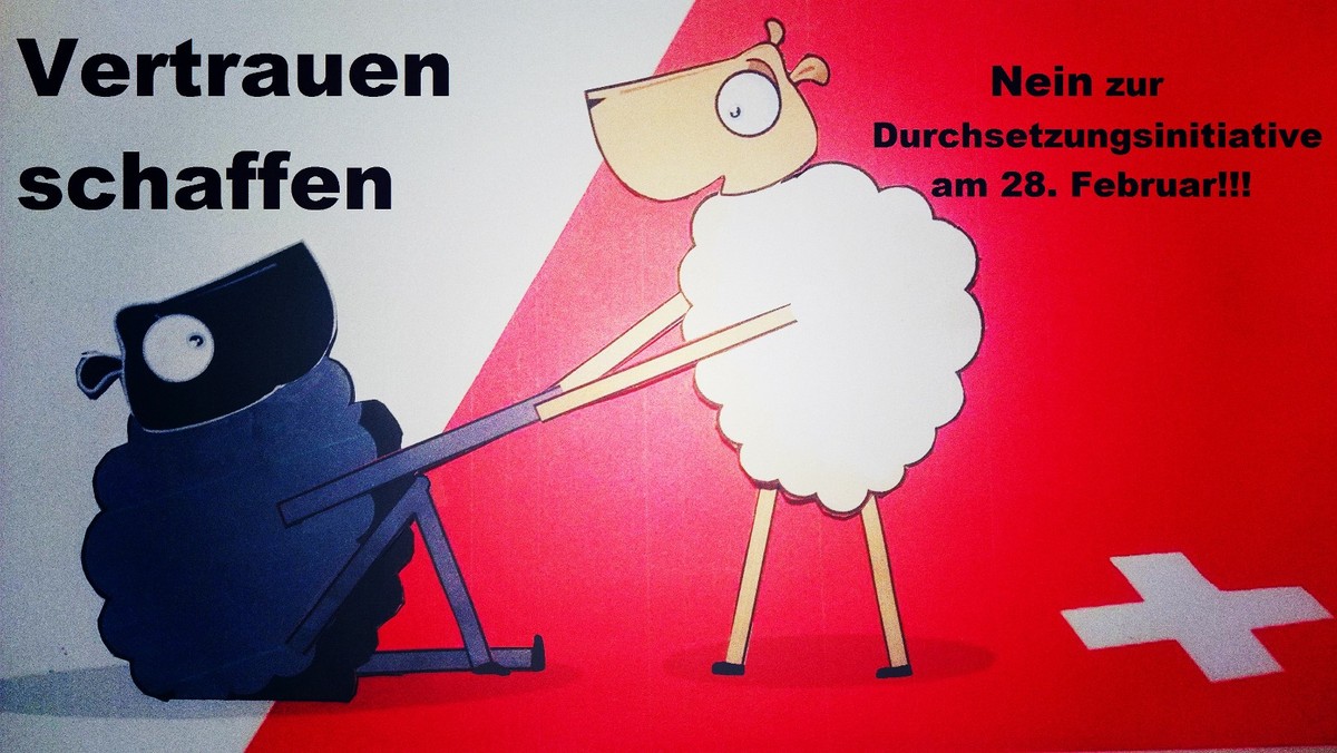 Weisses Schaf hilft schwarzem Schaf.