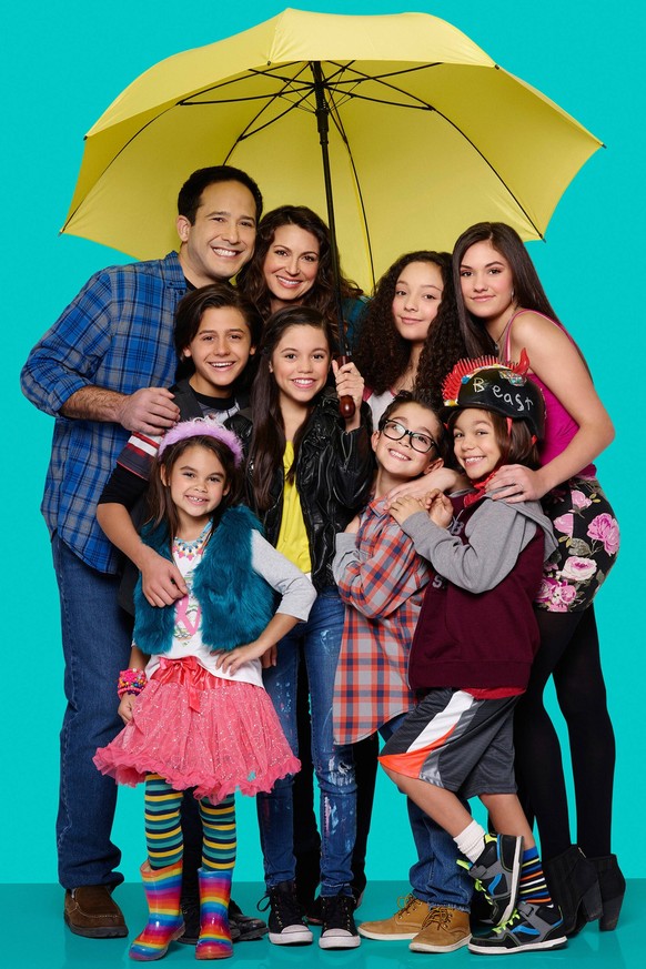 STUCK IN THE MIDDLE, from left: Joe Nieves, Isaak Presley, Ariana Greenblatt, Jenna Ortega, Cerina Vincent, Kayla Maisonet, Nicholas Bechtel, Malachi Barton, Ronni Hawk, Season 1, 2016. ph: Craig Sjod ...