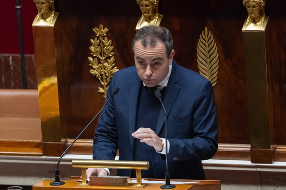 epa12674319 French Prime Minister Sebastien Lecornu delivers a speech during a session on two motions of censure against the government presented by the far-left Nouveau Front Populaire (NFP) and the  ...