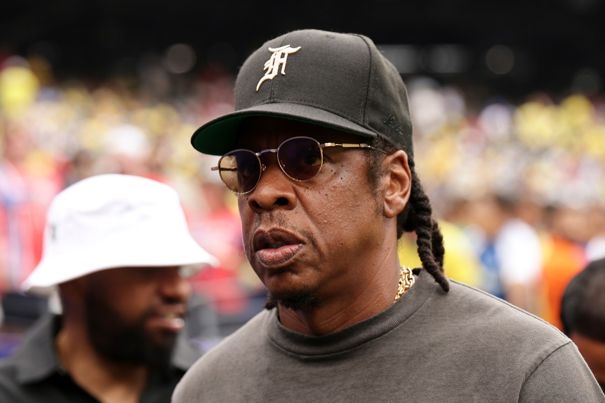 Jay-Z looks on ahead of the start the World Cup round of 16 soccer match between Brazil and Norway in East Rutherford, N.J., near New York, Sunday, July 5, 2026. (AP Photo/Adam Hunger)
Jay-Z