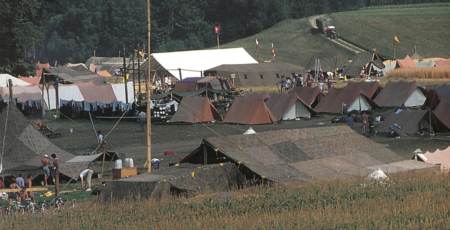 Ein Unterlager des Bundeslagers «cuntrast '94»