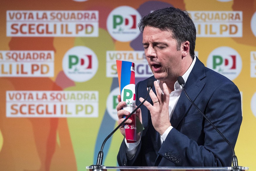 epa06498527 Italian Democratic Party (PD) leader Matteo Renzi attends the launch of the electoral campaign of his party in Rome, Italy, 05 February 2018. Renzi said Monday that the centre-left group s ...