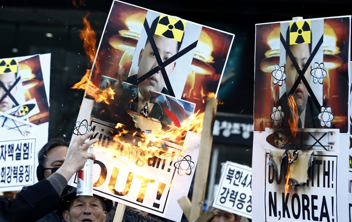 Südkoreaner protestieren gegen Kim Jong Uns Atomtests in Seoul.