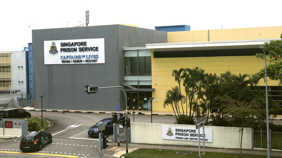 L'administration pénitentiaire de Singapour.