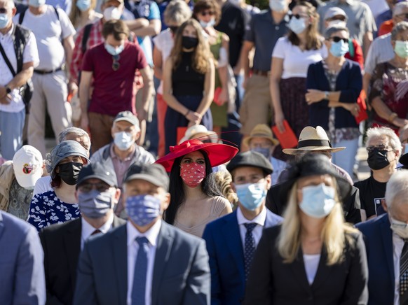 Maskenpflicht gilt waehrend der Landsgemeinde des Kantons Glarus am Sonntag, 5. September 2021 in Glarus. (KEYSTONE/Christian Merz)