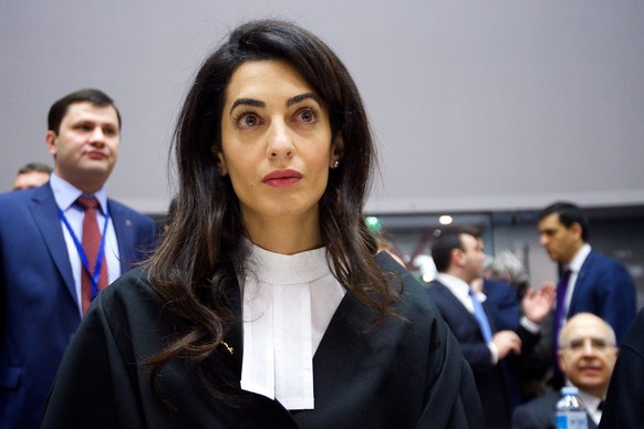 Amal Alamuddin Clooney 2015 am Europäischen Gerichtshof für Menschenrechte.&nbsp; &nbsp;&nbsp;