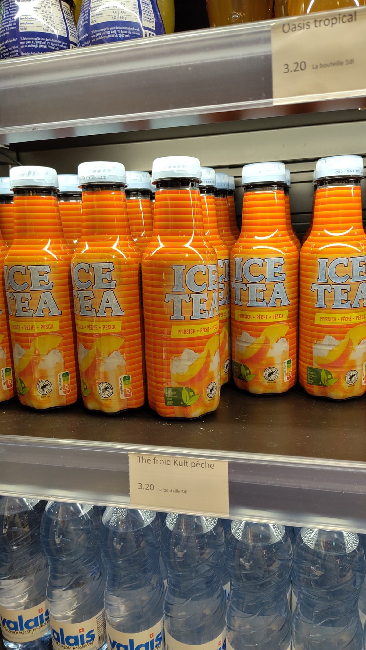 Le prix du thé froid Migros augmente de 288% dans les take away.
