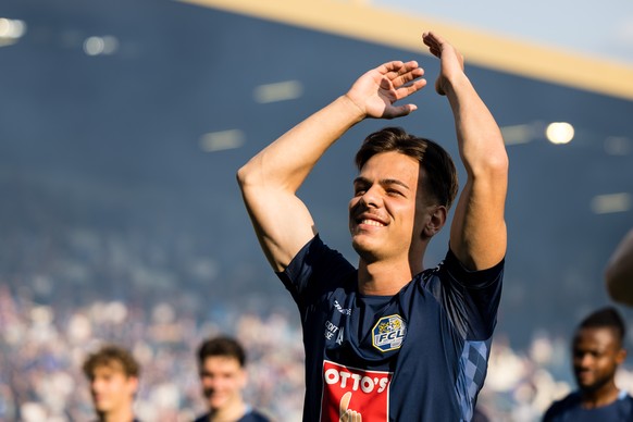 FC Luzerns Ardon Jashari feiert nach dem Fussball Meisterschaftsspiel der Super League zwischen dem FC Luzern und Servette FC am Montag, 29. Mai 2023 in der Swissporarena in Luzern. (KEYSTONE/Philipp  ...