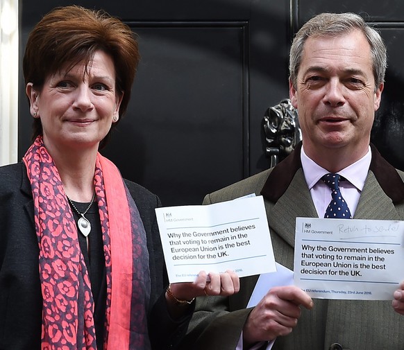 epa05570398 (FILE) A file photo dated 15 April 2016 shows former UKIP leader Nigel Farage (R), with UKIP leader Diane James (L), delivering a letter to Downing Street in London, Britain, 15 April 2016 ...